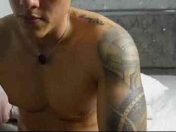 muscle_king_cum webcam model stream image