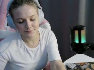 hermilatimperman webcam model stream image