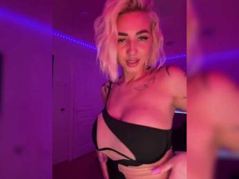 -AmazingBlonde- webcam model stream image