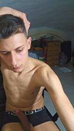 BigElfo webcam model stream image