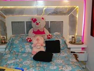 alejastorm webcam model stream image