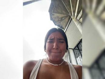 Allenng webcam model stream image