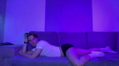 LeoWild01 webcam model stream image