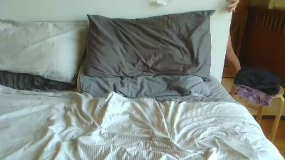 XLItalianXL webcam model stream image
