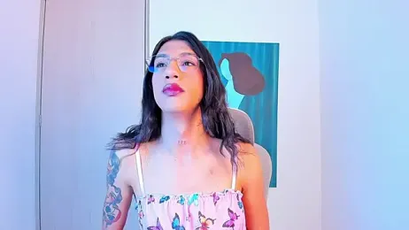 sofiaa_grey_ webcam model stream image