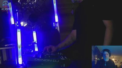 1st_omen webcam model stream image