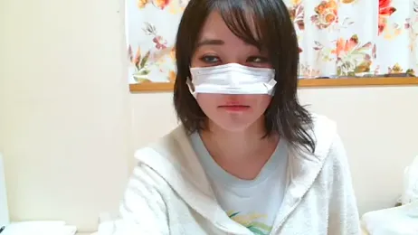 liliyRiSAcha-n webcam stripchat model stream image