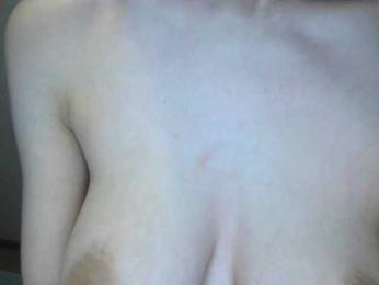 KateMooss webcam bongacams model stream image