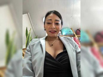 Bella-152 webcam bongacams model stream image