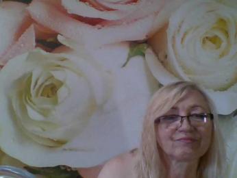 Beatris-K webcam model stream image