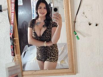 SavannaAkisha webcam model stream image