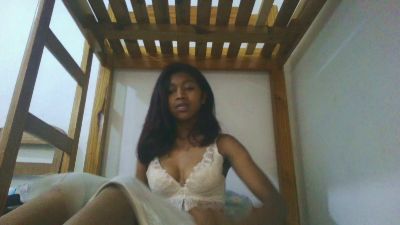 amichou5 webcam model stream image