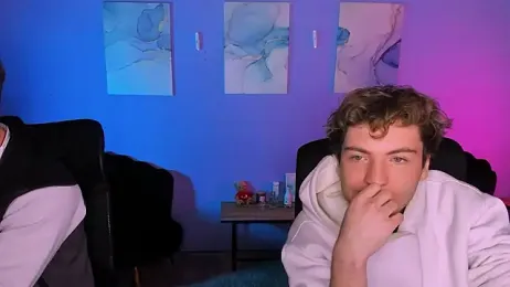 travis_wolf_ webcam model stream image