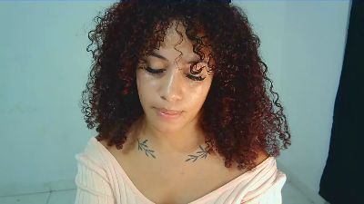 isa_bellaxx webcam model stream image