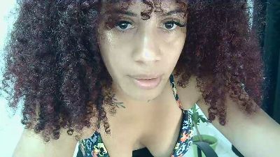 isa_bellaxx webcam model stream image