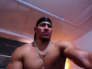 Teddy Fit webcam model stream image