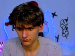 azen-rush webcam camsoda model stream image