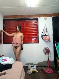 xlalitaxxx webcam model stream image