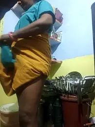Priyasexcpl webcam stripchat model stream image
