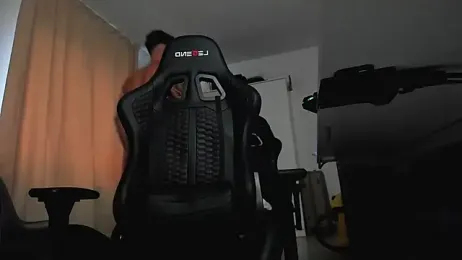 liamaesthetic webcam stripchat model stream image