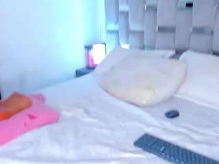 cammiila webcam camsoda model stream image