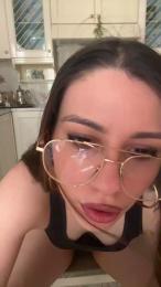 LeilaGrande webcam model stream image