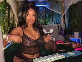 lovely-brown94 webcam model stream image