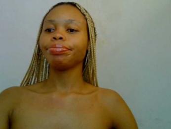 Juicypussy2 webcam bongacams model stream image
