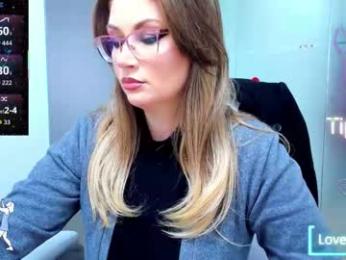 evelyne_rose webcam chaturbate model stream image