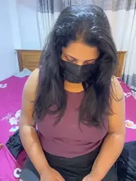 Savi-SL webcam stripchat model stream image