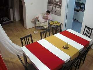 voyeurcam-julmodels-dining webcam model stream image