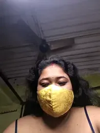 Smile-quien webcam model stream image