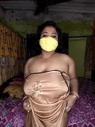 Smile-quien webcam model stream image