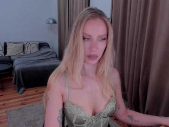 ToxicBlonde webcam model stream image