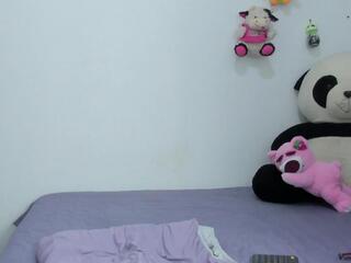 Mia Fhox webcam model stream image