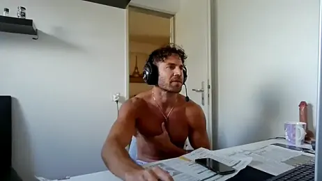 alpha-hunk webcam model stream image