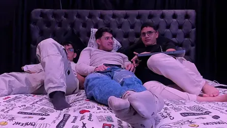 big__friends webcam stripchat model stream image