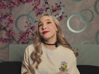 Amandalovea webcam bongacams model stream image