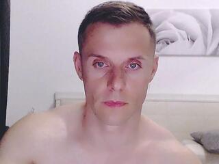 Andrrew Great webcam model stream image