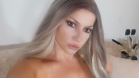 SmoothAnya webcam model stream image