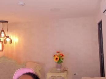 shantallknowless webcam model stream image
