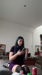 LilVika webcam model stream image
