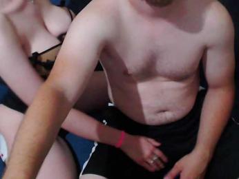 JhonLily webcam model stream image