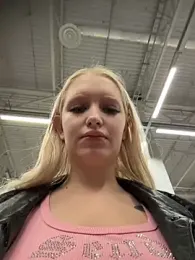 Mila_NoRules webcam model stream image