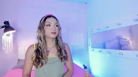 Doll_Isa_ webcam model stream image