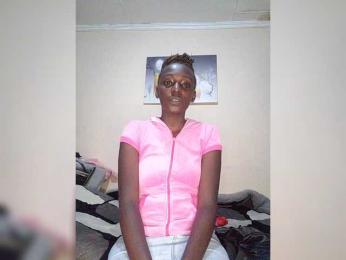 QUEENessie webcam model stream image