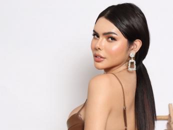 ReignePecania webcam model stream image