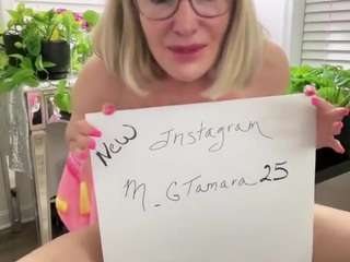 milf-goddess webcam model stream image
