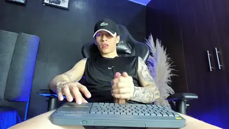Enzo_Maserati webcam model stream image
