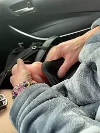 Hideen-real-face webcam model stream image